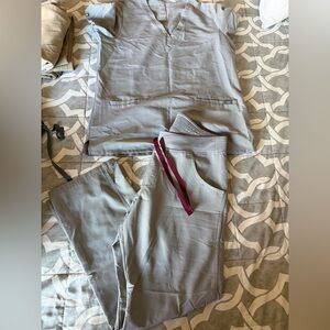 Figs Scrub Set - Gray M